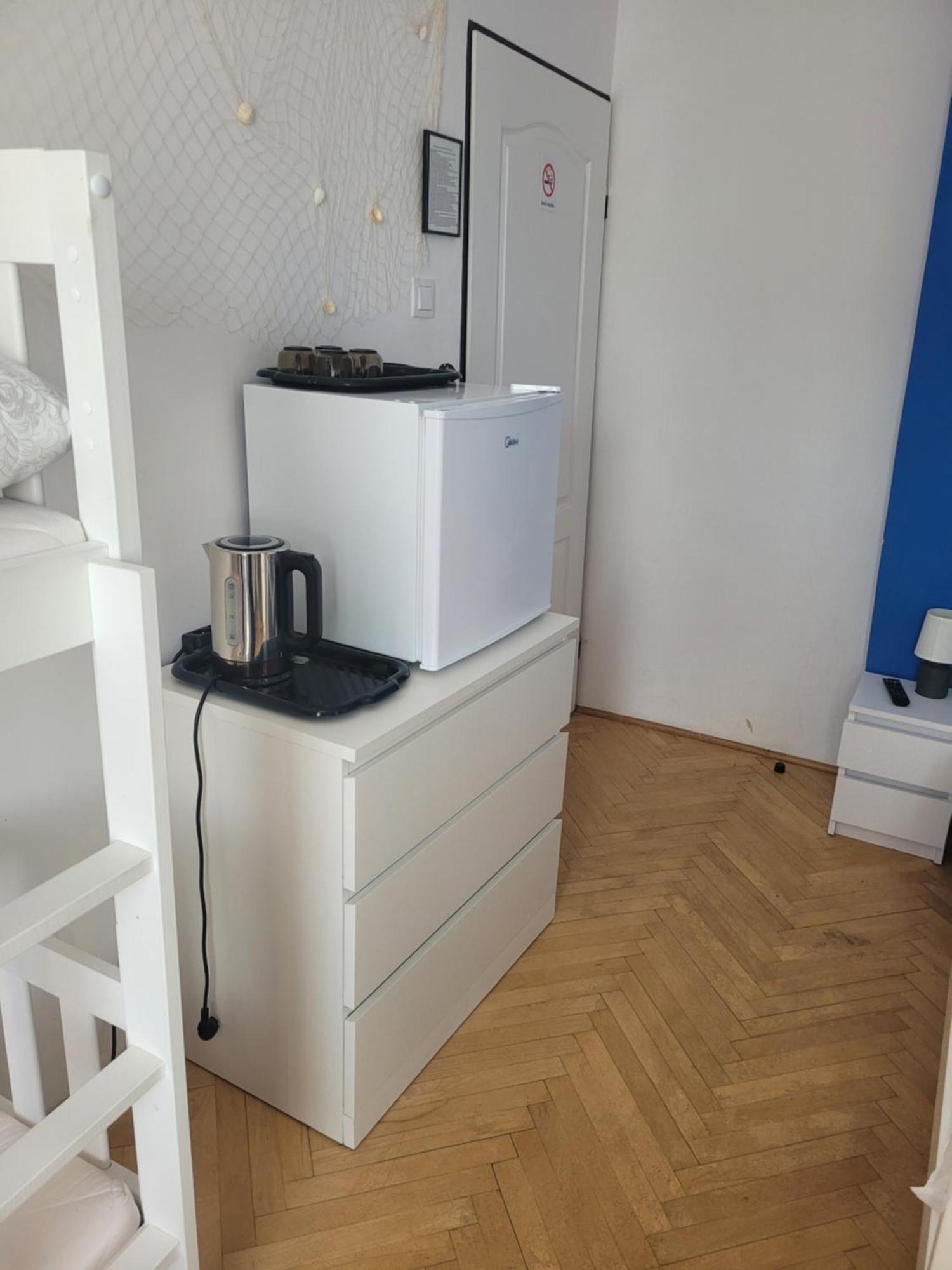 Pokoje Goscinne Galeon W Darlowku Ujście-Darłowskie Exterior foto